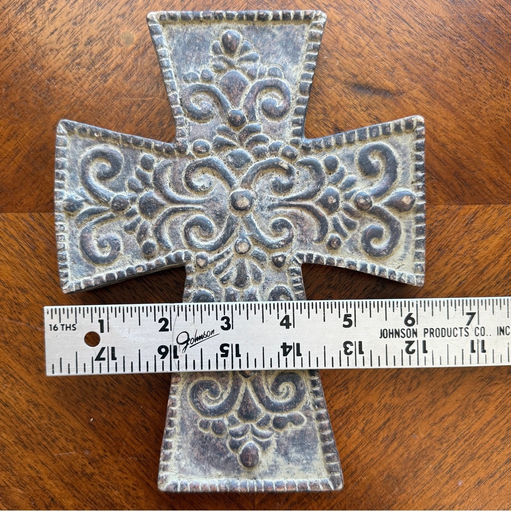 Rustic Wall Cross - Picture 5 of 5